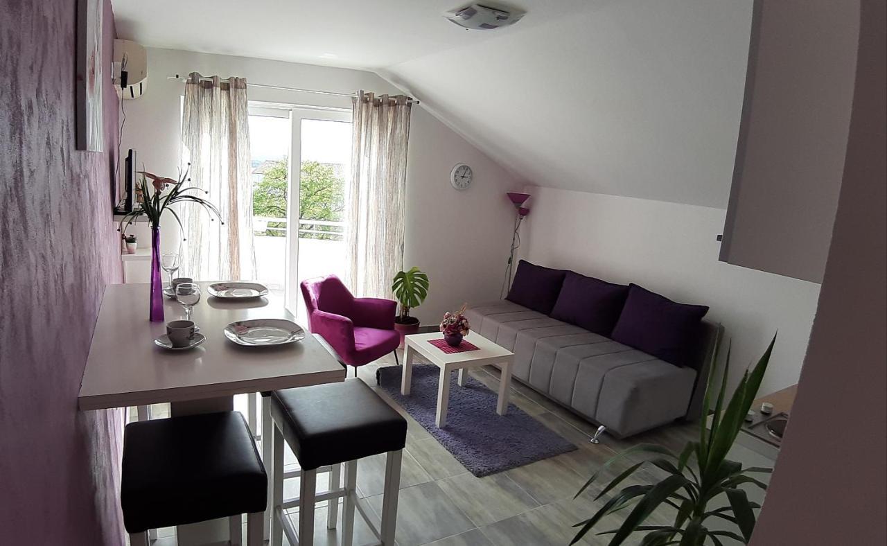 Apartments Kuc Tivat Eksteriør billede