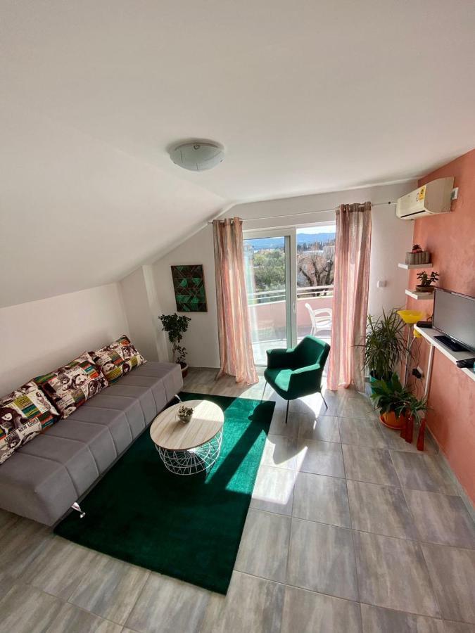 Apartments Kuc Tivat Eksteriør billede